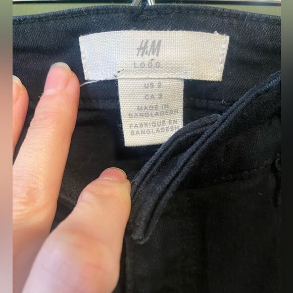 H&M Jeans Womens Size 2 Black Skinny Casual Stretch Denim Basic Staple Normcore - Picture 3 of 10